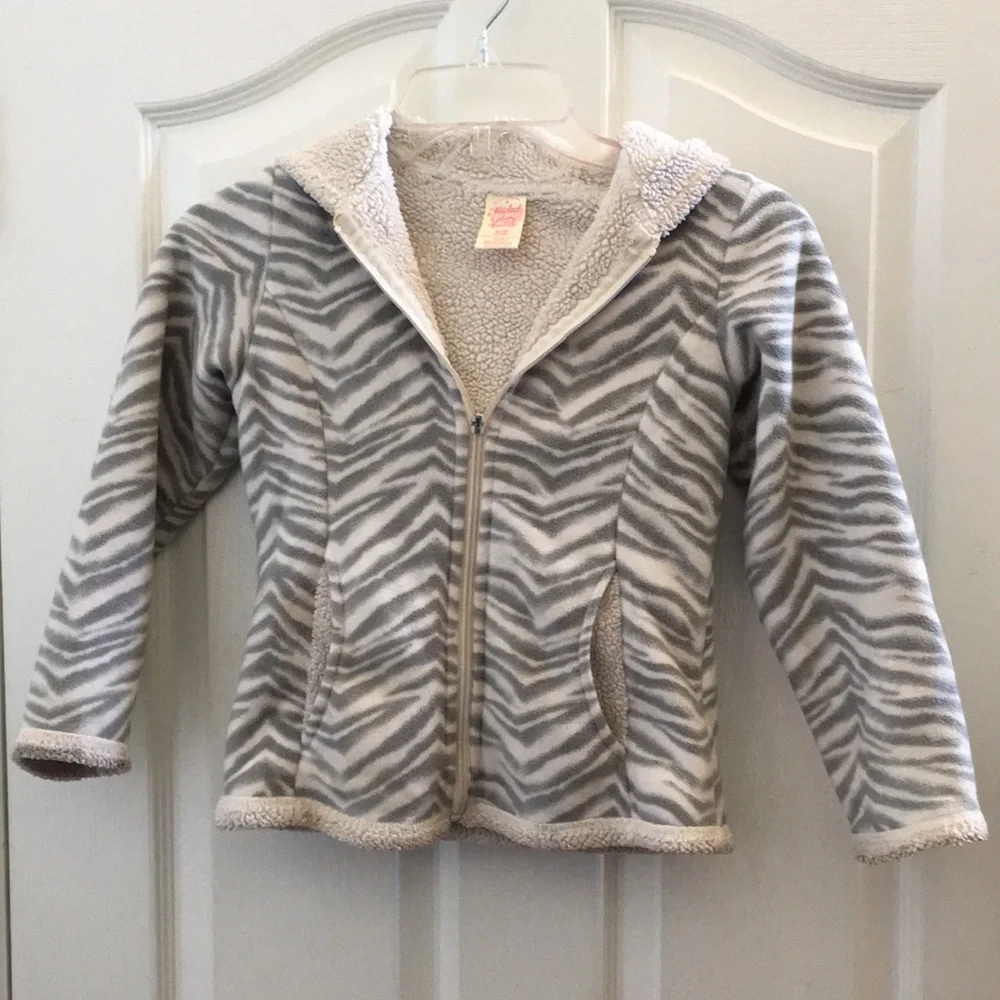 FINAL MARKDOWN Girls’ Faded Glory Jacket (S)